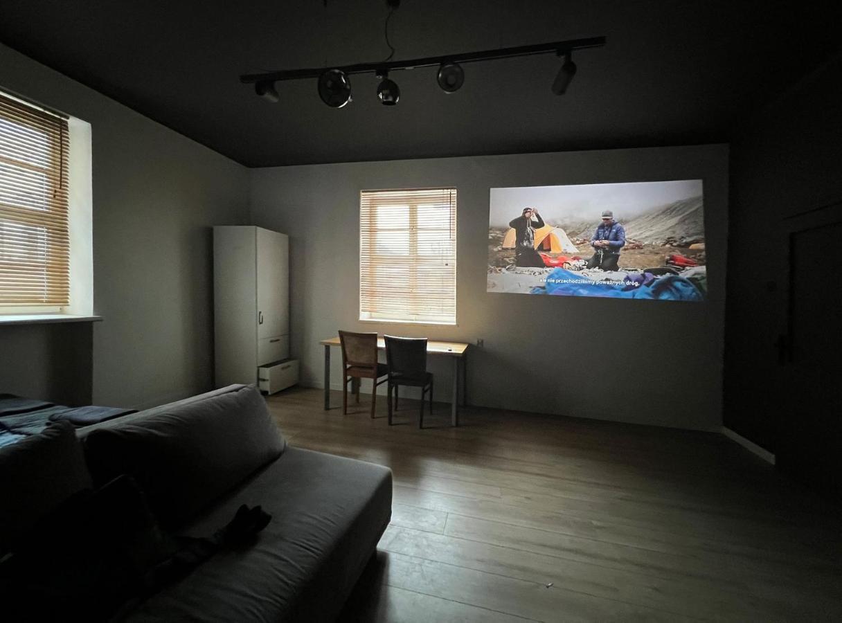 Industrial - Jewish Quarter By Upstairs Appartement *