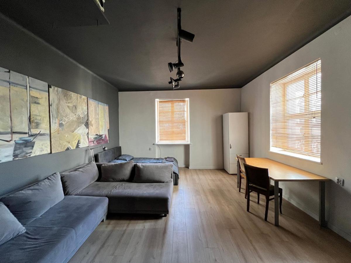 Industrial - Jewish Quarter By Upstairs *
